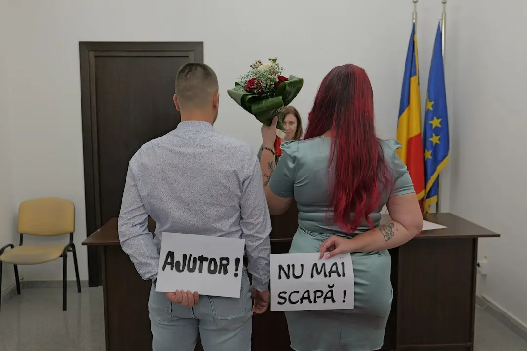 Lecția de manipulare narativă din cel mai de succes serial jaf de pe Netflix